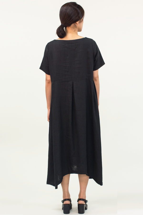 Universal Tissu Linen Dress- Black Universal Tissu Linen Dress- Black