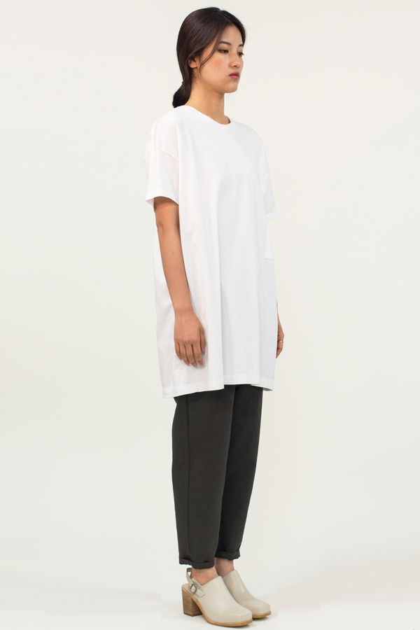 Universal Tissu Basic Tee- White Universal Tissu Basic Tee- White