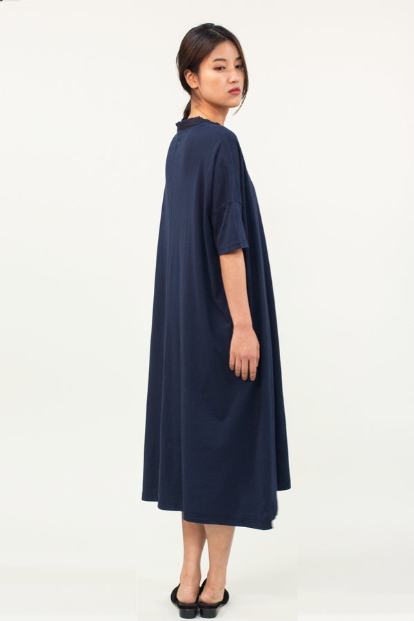 Universal Tissu Oversized Cotton Dress- Navy Universal Tissu Oversized Cotton Dress- Navy