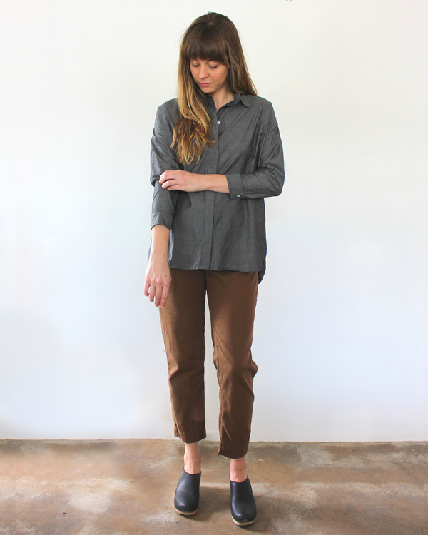 esby STELLA L/S BUTTON DOWN - CHARCOAL esby STELLA L/S BUTTON DOWN - CHARCOAL