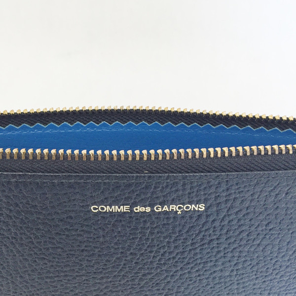 Comme des Garcons - Small Black / Blue Inside Zip-up Pouch Comme des Garcons - Small Black / Blue Inside Zip-up Pouch