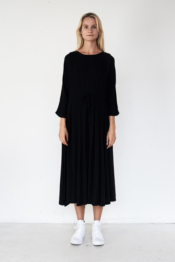 Black Crane Rayon Pleated Dress Black Crane Rayon Pleated Dress