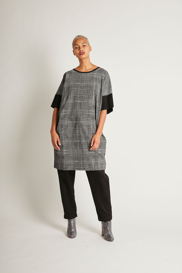 Kowtow Gridlines Dress in Gridlines on Black Kowtow Gridlines Dress in Gridlines on Black