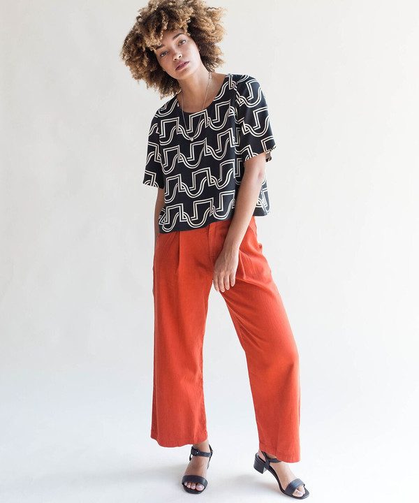 Dusen Dusen Black Duo Wave Yes Tee Dusen Dusen Black Duo Wave Yes Tee