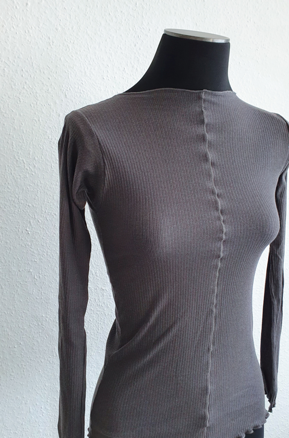 Baserange Pama Cotton Rib Longsleeve - Lomita Black