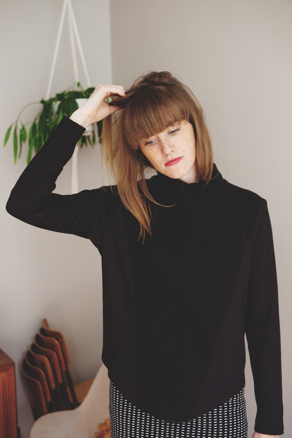 Eve Gravel Orbit Turtleneck Eve Gravel Orbit Turtleneck
