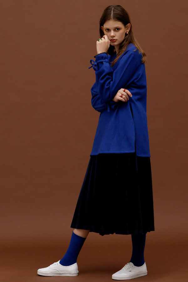 ROCKET LUNCH Velvet Pleated Skirt- Navy ROCKET LUNCH Velvet Pleated Skirt- Navy
