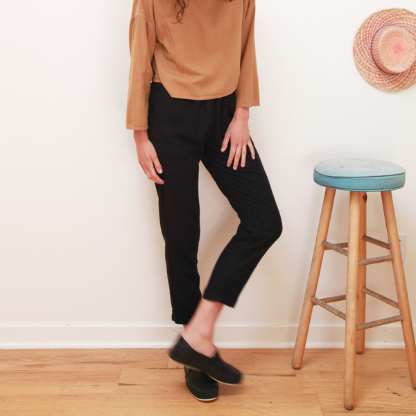 Me & Arrow Cuff Pants Black Me & Arrow Cuff Pants Black