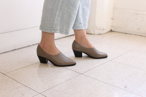Intentionally Blank HERA Grey Intentionally Blank HERA Grey