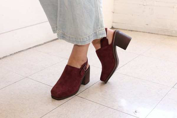 Intentionally Blank HONCHO Burgundy Intentionally Blank HONCHO Burgundy