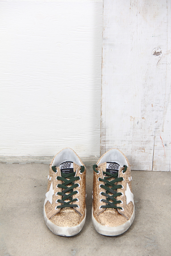 Golden Goose SUPER STAR SNEAKER IN GLITTER LEATHER WITH LEATHER STAR Golden Goose SUPER STAR SNEAKER IN GLITTER LEATHER WITH LEATHER STAR