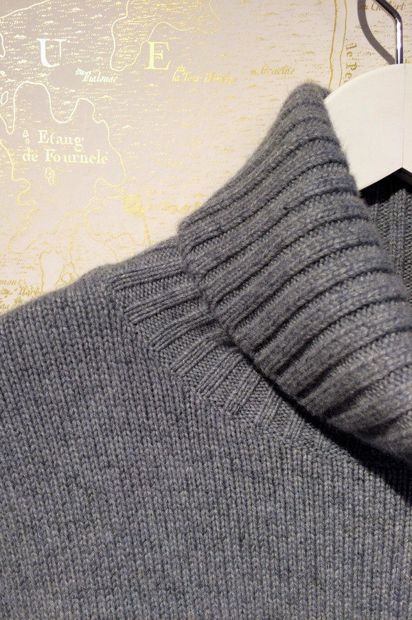 Cashmere 'Oversized' Turtleneck Sweater Cashmere 'Oversized' Turtleneck Sweater