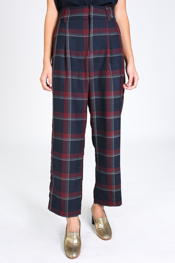 Suno Pleat front trouser in wine Suno Pleat front trouser in wine