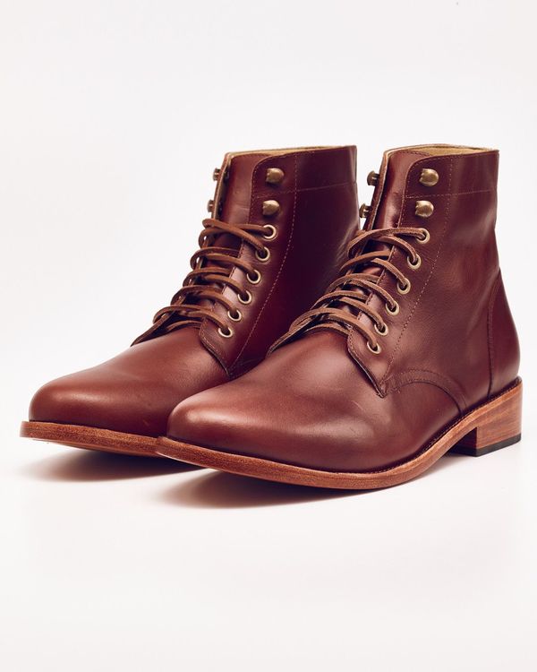 Nisolo Lockwood Trench Boot Brandy 5 for 5 Nisolo Lockwood Trench Boot Brandy 5 for 5