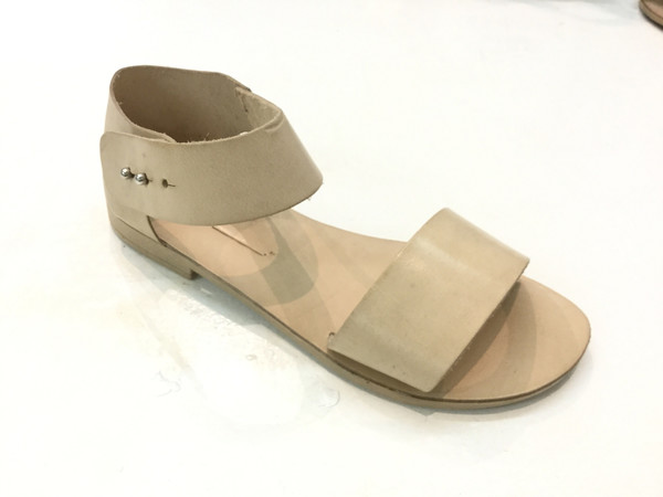 Intentionally Blank FIUME in natural Intentionally Blank FIUME in natural