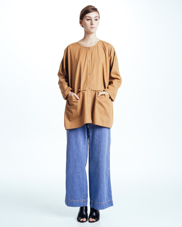 Revisited Matters Cropped Raincoat Top in Clay Revisited Matters Cropped Raincoat Top in Clay