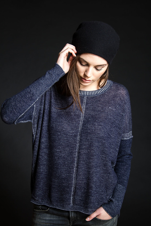Paychi Guh Cashmere Two Tone Sweatshirt Navy/Ivory Paychi Guh Cashmere Two Tone Sweatshirt Navy/Ivory