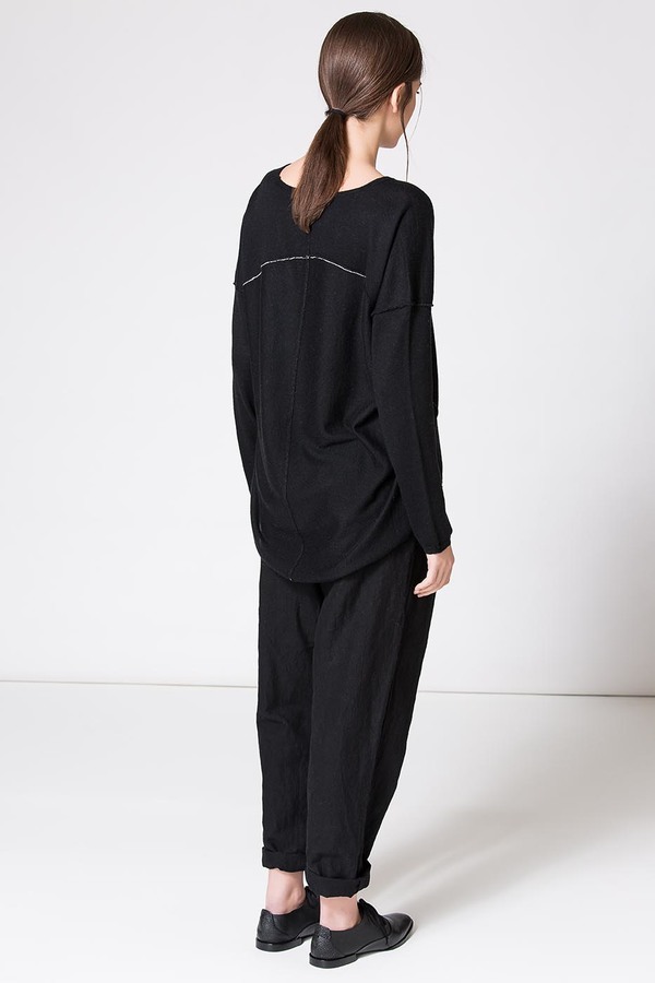 Paychi Guh Cashmere L/S Boxy Tee Black Paychi Guh Cashmere L/S Boxy Tee Black