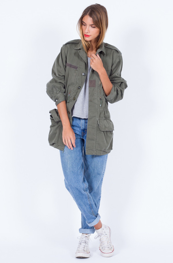 KHAKI JACKET (SMALL-MEDIUM) KHAKI JACKET (SMALL-MEDIUM)