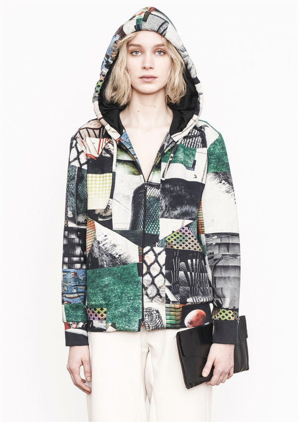Berenik OUTERWEAR DIGITAL COLLAGE PRINTED HOODIE Berenik OUTERWEAR DIGITAL COLLAGE PRINTED HOODIE