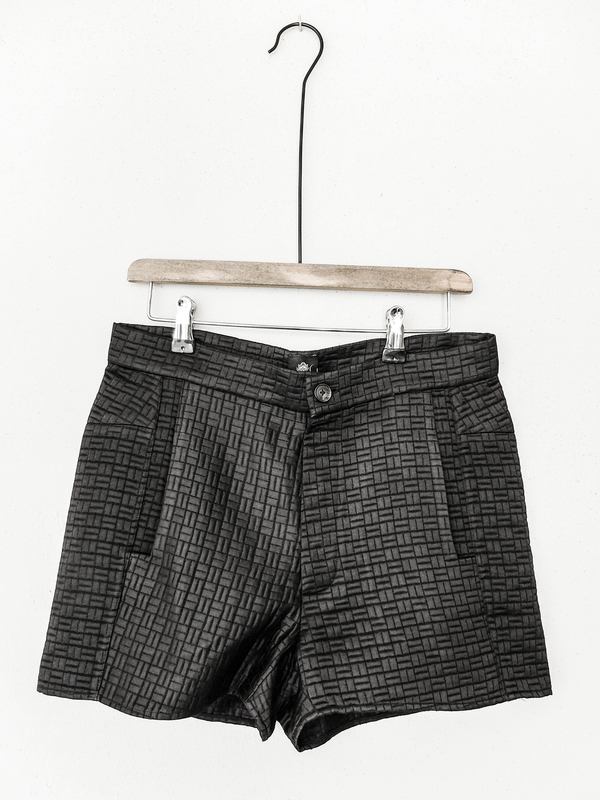 Berenik Shorts Waistband Square Triacetate - Black Berenik Shorts Waistband Square Triacetate - Black