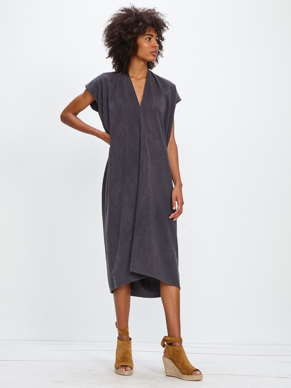 Miranda Bennett OVERSIZE EVERYDAY DRESS / COAL SILK NOIL Miranda Bennett OVERSIZE EVERYDAY DRESS / COAL SILK NOIL
