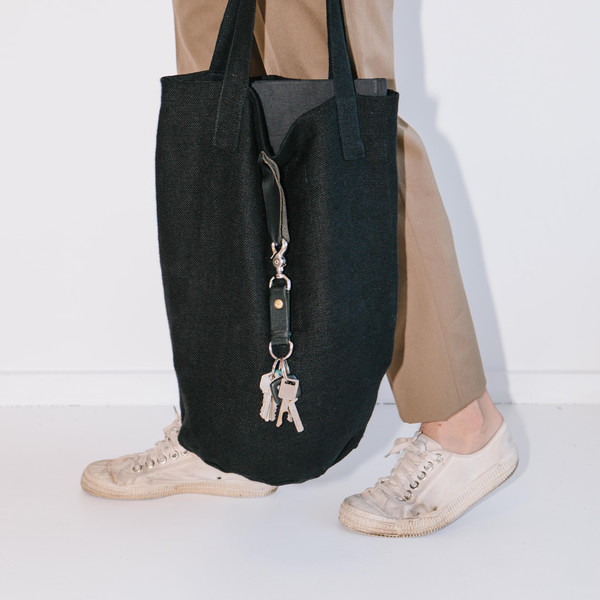 Blluemade Black Linen Mail Tote Blluemade Black Linen Mail Tote