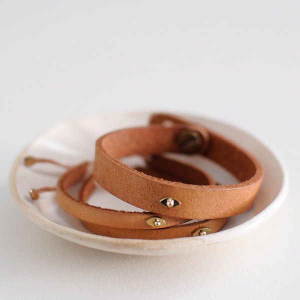 ILD DESERT EYE LEATHER CUFF ILD DESERT EYE LEATHER CUFF