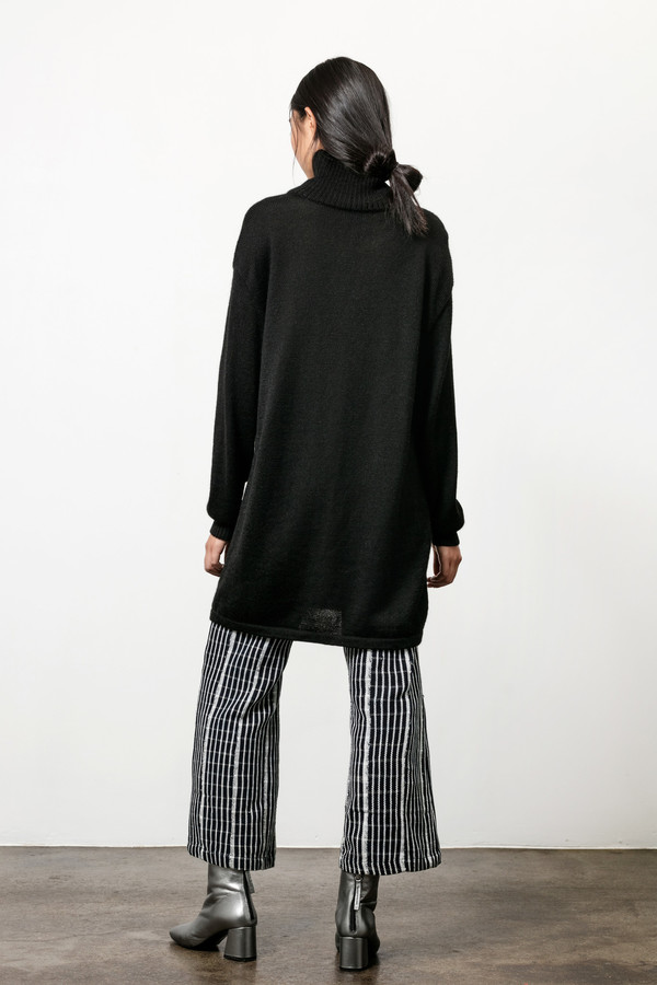 Osei-Duro Alpaca Turtneck Tunic in Black Osei-Duro Alpaca Turtneck Tunic in Black