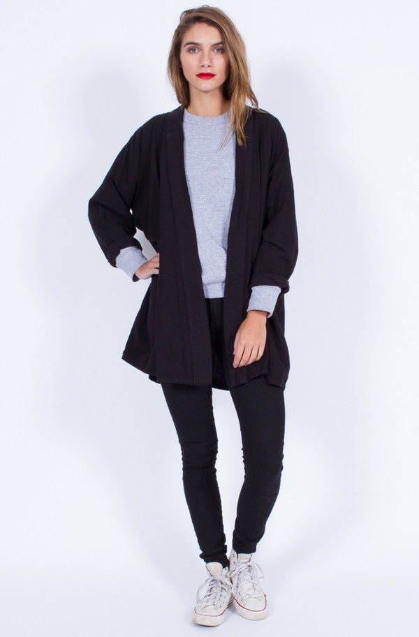 Yo Vintage! BLACK COTTON SHORT KIMONO (ONE SIZE) Yo Vintage! BLACK COTTON SHORT KIMONO (ONE SIZE)