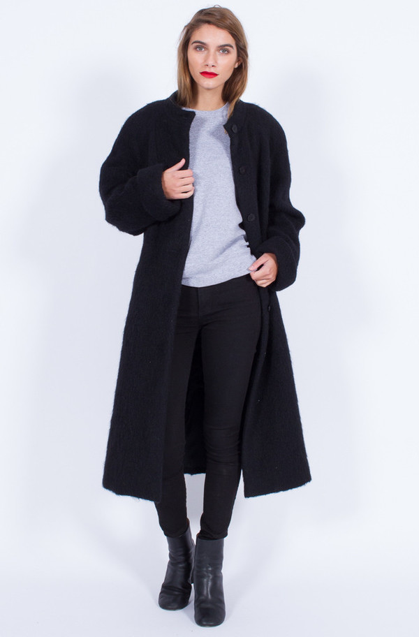 Yo Vintage! BLACK WOOLEN COAT (ONE SIZE) Yo Vintage! BLACK WOOLEN COAT (ONE SIZE)