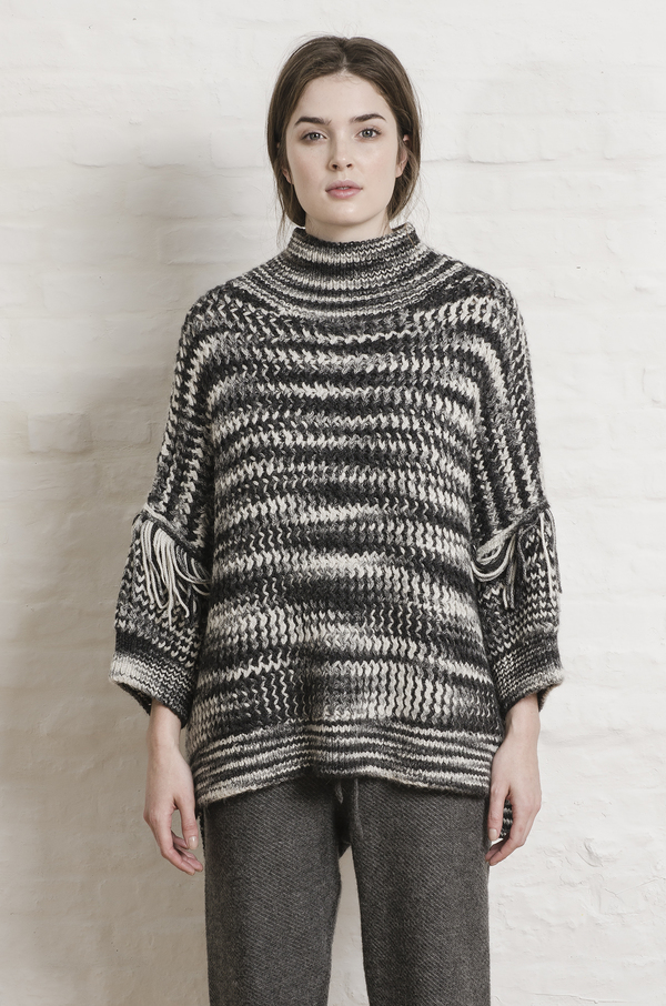 Eleven Six MAE SPACEDYE PONCHO (C/O FW15 STYLE) Eleven Six MAE SPACEDYE PONCHO (C/O FW15 STYLE)