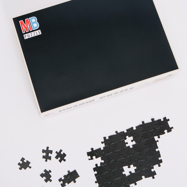Shannon Lucy "Fun and games, the distinguishing mark of an easy life" Puzzle Shannon Lucy "Fun and games, the distinguishing mark of an easy life" Puzzle