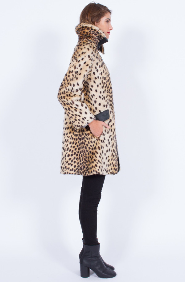 Yo Vintage! CHEETAH PRINT 60S COAT (MED-LARGE) Yo Vintage! CHEETAH PRINT 60S COAT (MED-LARGE)