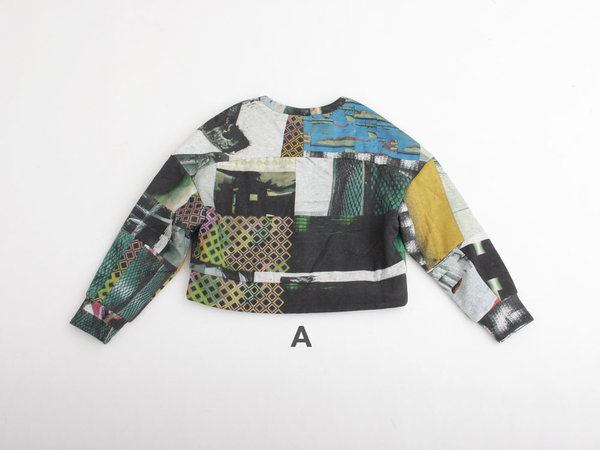 Berenik Printed Crop Sweatshirt Berenik Printed Crop Sweatshirt