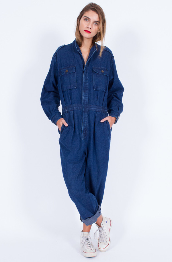 Yo Vintage! CALVIN KLEIN DENIM JUMPSUIT (MEDIUM-LARGE) Yo Vintage! CALVIN KLEIN DENIM JUMPSUIT (MEDIUM-LARGE)