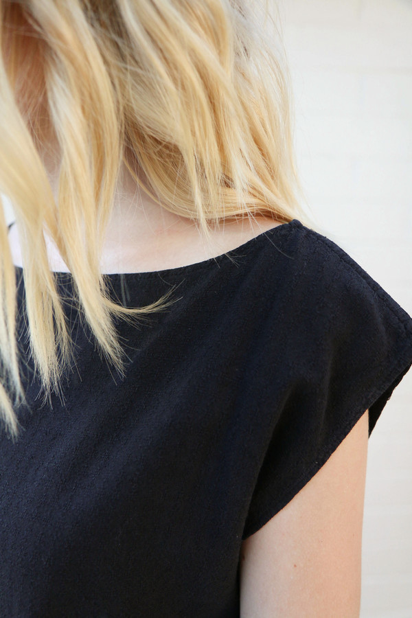Ozma Isla Tee in Black Ozma Isla Tee in Black
