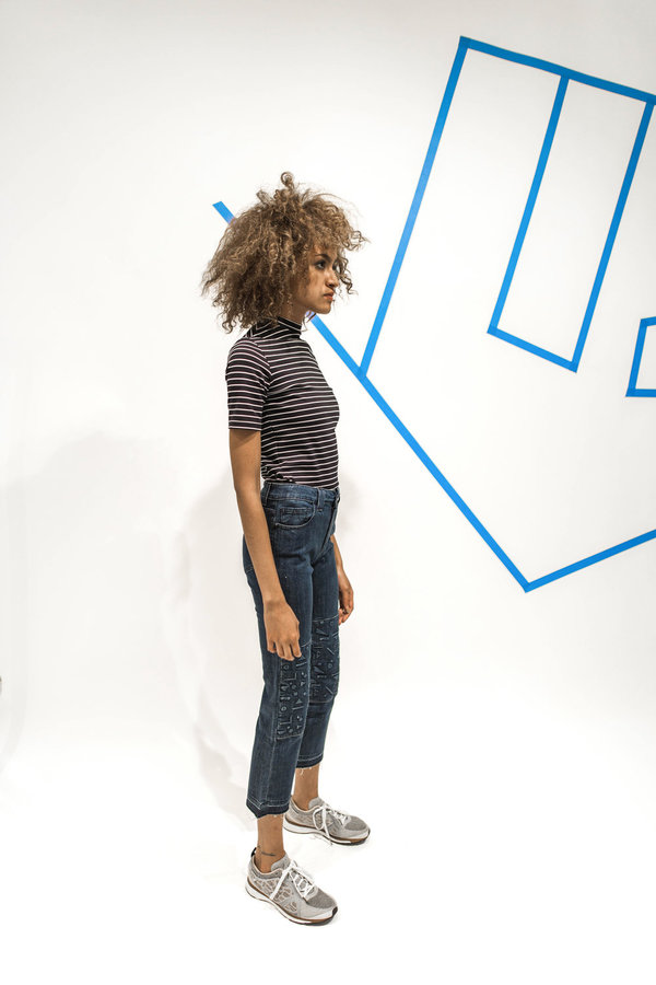 Alyssa Less MCVIE Cropped Flare - Blue Floating Shapes Alyssa Less MCVIE Cropped Flare - Blue Floating Shapes