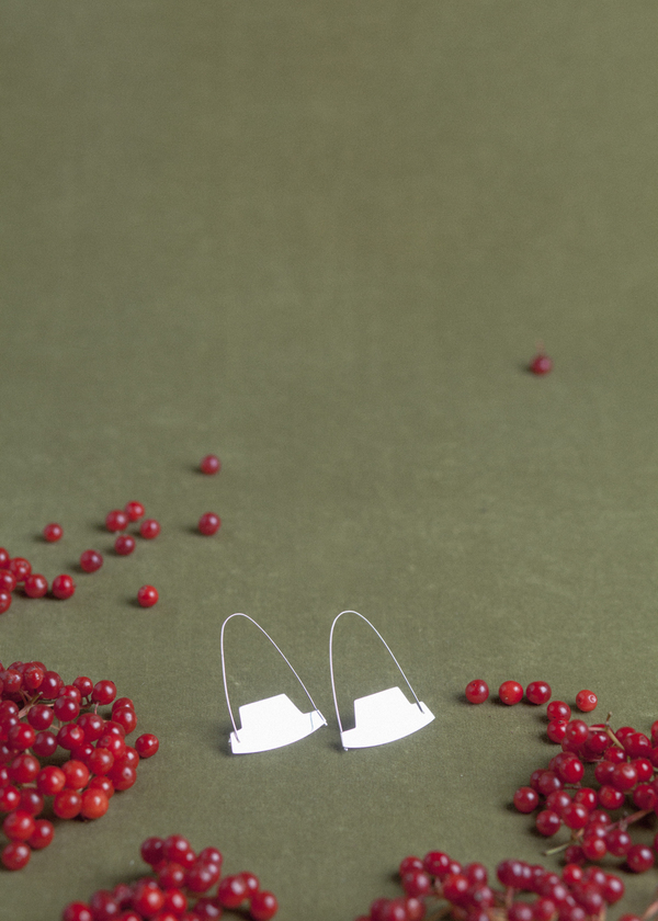 Erin Considine Arch Hoops - Silver Erin Considine Arch Hoops - Silver