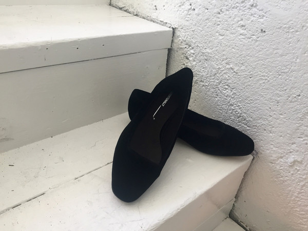 Intentionally Blank ELIZA Black Velvet Intentionally Blank ELIZA Black Velvet