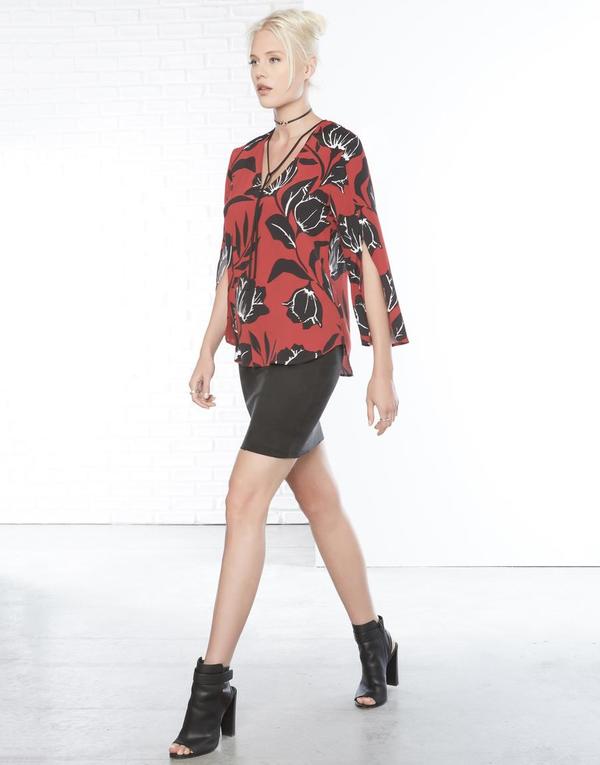 Fifteen Twenty Split Sleeve Top Fifteen Twenty Split Sleeve Top