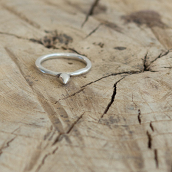 SUZANNAH WAINHOUSE Stud Ring SUZANNAH WAINHOUSE Stud Ring