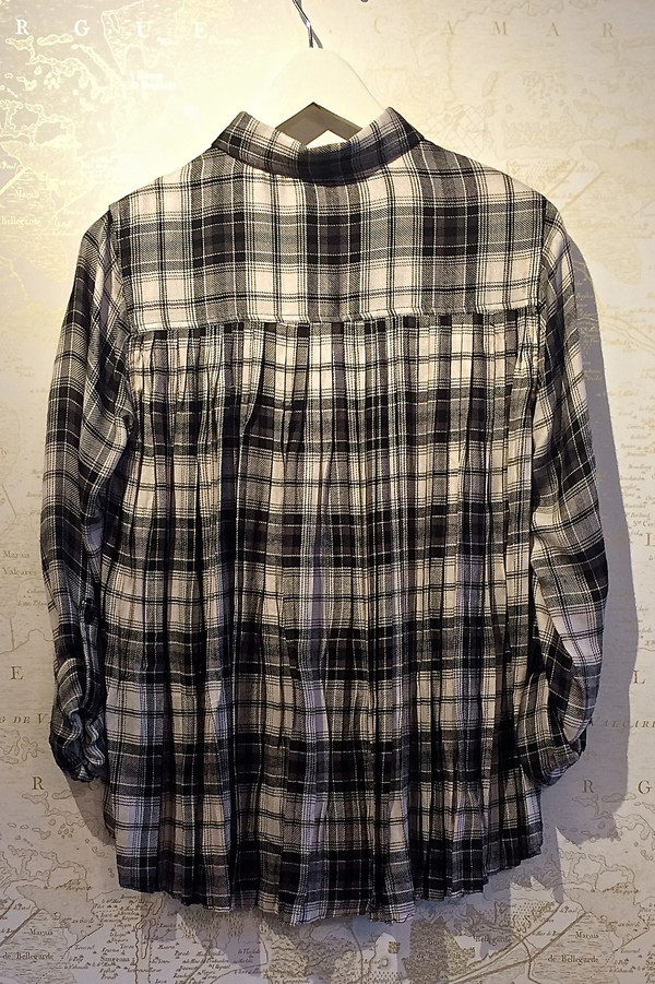 Rebecca Bree 'Calvin' Plaid Shirt with Pleated Back Rebecca Bree 'Calvin' Plaid Shirt with Pleated Back