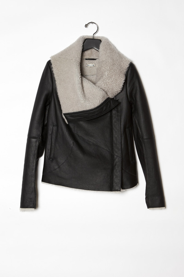 Anne Vest Half Cropped Matte Curly Shearling Anne Vest Half Cropped Matte Curly Shearling