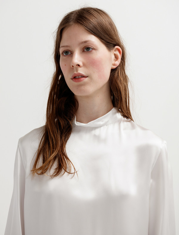 Lemaire High Neck Tee-Shirt White Satin Lemaire High Neck Tee-Shirt White Satin