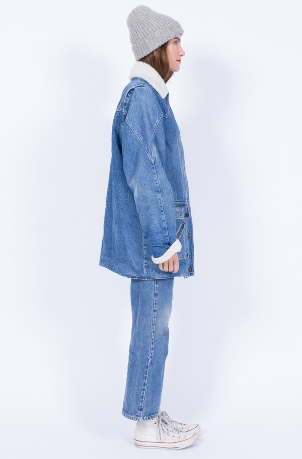 DENIM SHEARLING JACKET (MEDIUM-LARGE) DENIM SHEARLING JACKET (MEDIUM-LARGE)