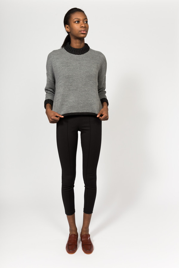 7115 by Szeki Mockneck Merino 7115 by Szeki Mockneck Merino