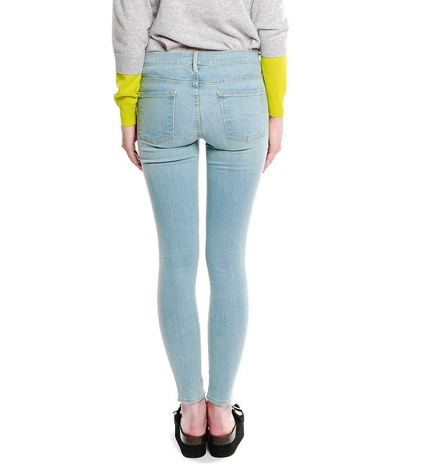 FRAME Denim Le Skinny De Jeanne in Echo Park FRAME Denim Le Skinny De Jeanne in Echo Park