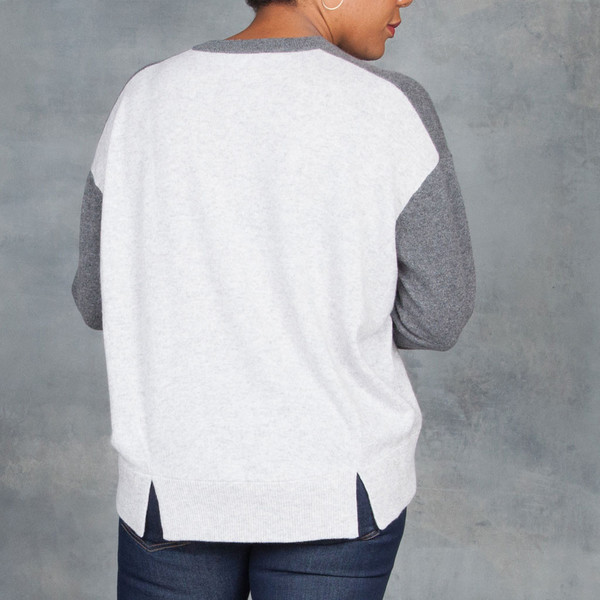 Duffy Cashmere Grey Color Block Pullover Sweater Duffy Cashmere Grey Color Block Pullover Sweater