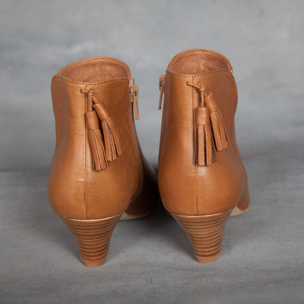 Sessun Barranco Tassel Ankle Boots in Camel Sessun Barranco Tassel Ankle Boots in Camel